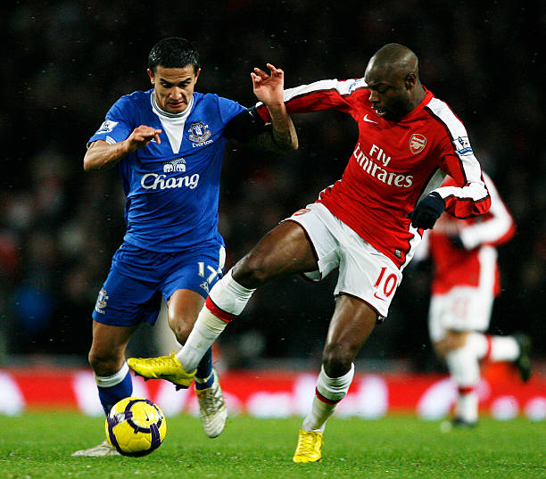 防线漏洞较 防线漏洞较